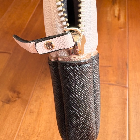 Kate Spade NY Color-Block Laptop Sleeve Faux-Leather - Picture 5 of 7